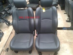 Used Set of upholstery (complete) Dodge Ram 3500 Standard Cab (DR/DH/D1/DC/DM) 5.7 V8 Hemi 1500 4x2 Price on request offered by N Kossen Autorecycling BV
