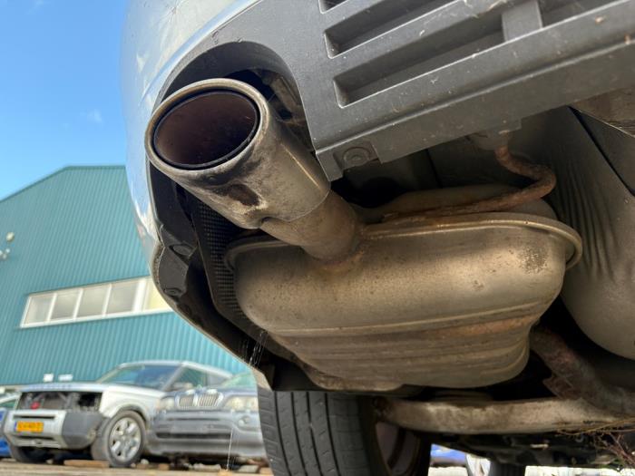 Gebrauchte Auspuff Enddämpfer Opel Vectra C GTS 2.2 DIG 16V Preis auf Anfrage angeboten von N Kossen Autorecycling BV