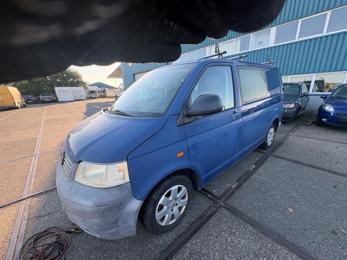 Usagé Boîte de vitesse Volkswagen Transporter T5 1.9 TDi Prix sur demande proposé par N Kossen Autorecycling BV