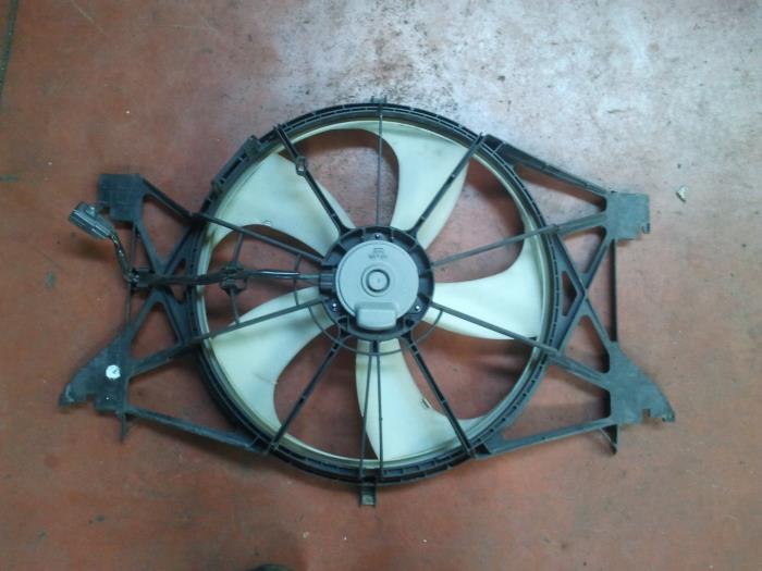 Używane Wentylator Dodge Ram 3500 Standard Cab (DR/DH/D1/DC/DM) 5.7 V8 Hemi 1500 4x2 Cena na żądanie oferowane przez N Kossen Autorecycling BV