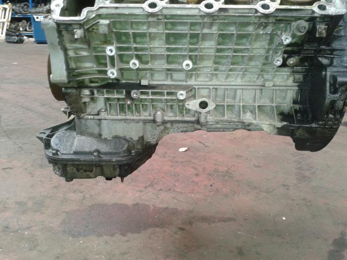Gebrauchte Ölwanne Mercedes ML-Klasse Preis auf Anfrage angeboten von N Kossen Autorecycling BV