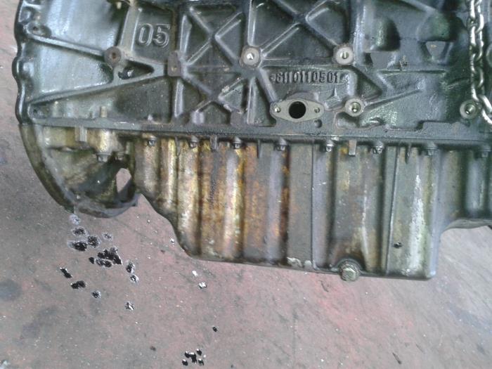 Gebrauchte Ölwanne Mercedes Vito Preis auf Anfrage angeboten von N Kossen Autorecycling BV