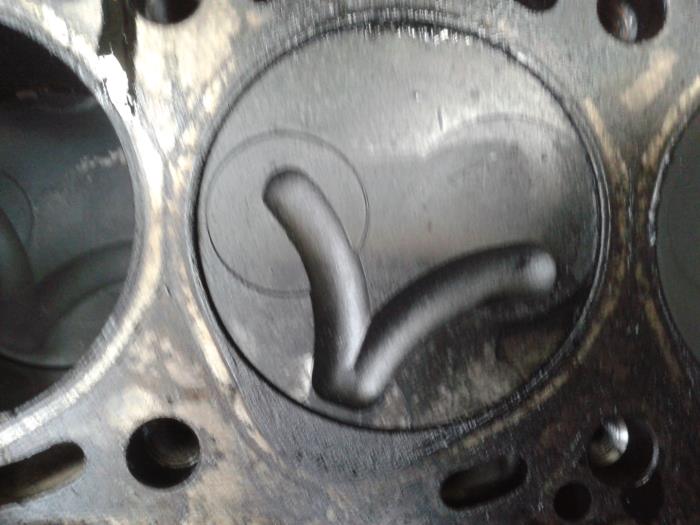 Usagé Piston BMW 5-Série Prix sur demande proposé par N Kossen Autorecycling BV