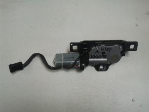 Used Tailgate lock mechanism BMW 5 serie Touring (E61) 530d 24V Price on request offered by N Kossen Autorecycling BV