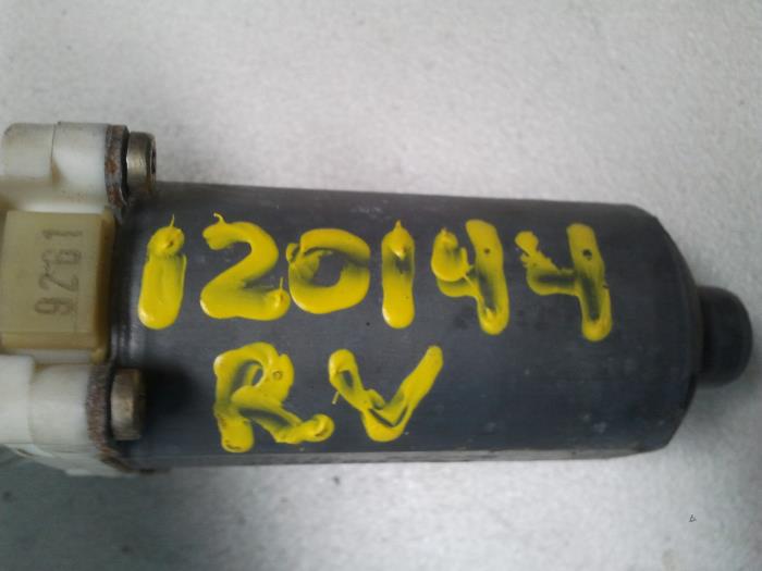 Usados Motor de ventanilla de puerta Mercedes Vaneo (W414) 1.6 Precio de solicitud ofrecido por N Kossen Autorecycling BV