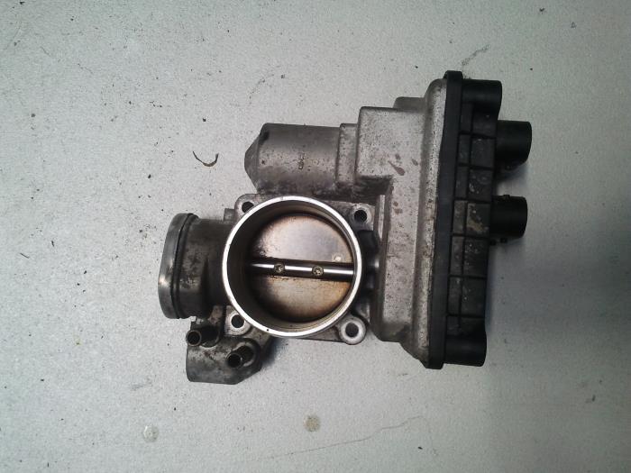 Used Engine management computer Mercedes Vaneo (W414) 1.6 Price on request offered by N Kossen Autorecycling BV