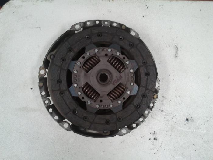 Clutch kit (complete) from a Ford Focus 1999