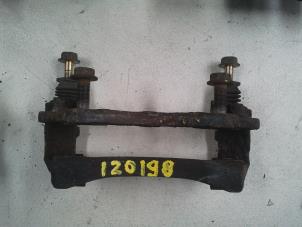 Used Front brake calliperholder, left Jeep Grand Cherokee (WG/WJ) 4.0i Price on request offered by N Kossen Autorecycling BV