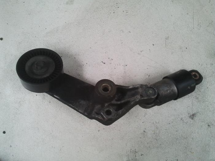 Spanner sonstige van een Toyota Celica (ZZT230/231) 1.8i 16V 2004