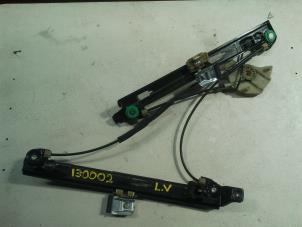 Used Window mechanism 4-door, front left Seat Leon (1P1) 1.9 TDI 105 Price on request offered by N Kossen Autorecycling BV