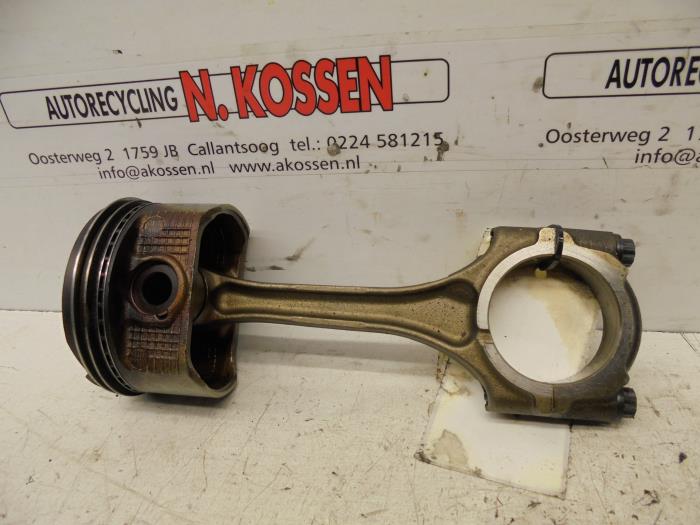 Używane Korbowód Toyota Celica Cena na żądanie oferowane przez N Kossen Autorecycling BV