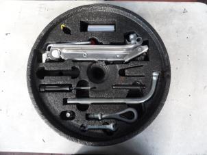 Used Tool set Audi TT (8N3) 1.8 20V Turbo Quattro Price on request offered by N Kossen Autorecycling BV