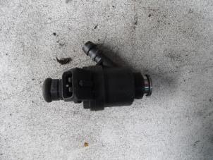Used Injector (petrol injection) BMW Z3 Roadster (E36/7) 1.9 Price on request offered by N Kossen Autorecycling BV