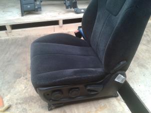 Used Seat, left Ssang Yong Rexton 2.7 Xdi RX/RJ 270 16V Price on request offered by N Kossen Autorecycling BV