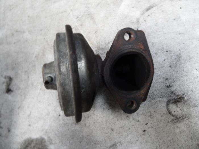 Gebrauchte AGR Ventil Dodge Ram Van 2.5 CRD Preis auf Anfrage angeboten von N Kossen Autorecycling BV