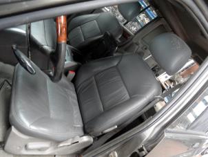 Used Seat, left Ssang Yong Musso 2.9TD Price on request offered by N Kossen Autorecycling BV