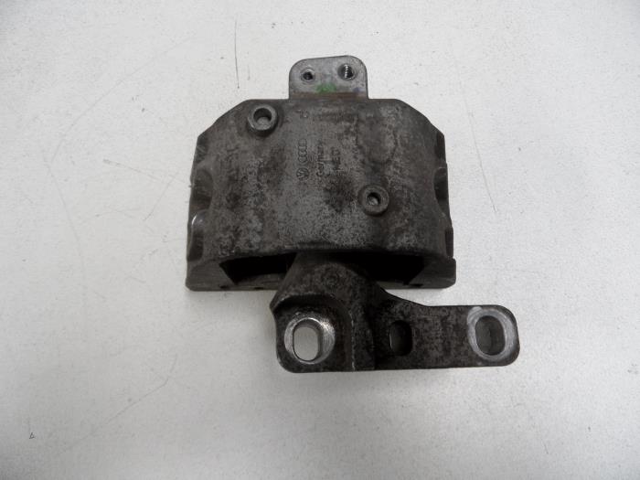 Used Engine mount Audi TT (8N3) 1.8 20V Turbo Quattro Price on request offered by N Kossen Autorecycling BV