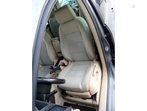 Used Set of upholstery (complete) Volkswagen Touran (1T1/T2) 2.0 TDI 16V 140 Price on request offered by N Kossen Autorecycling BV