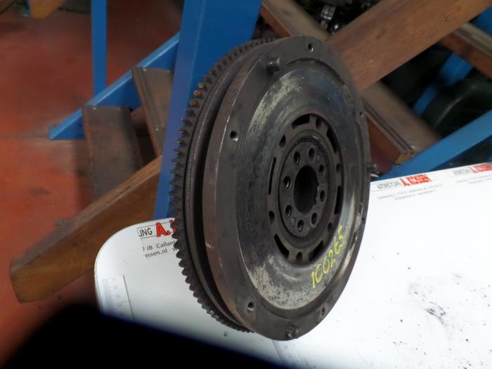 Used Flywheel BMW 5 serie (E39) 523i 24V Price on request offered by N Kossen Autorecycling BV