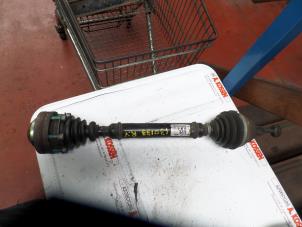 Used Front drive shaft, right Audi TT (8N3) 1.8 20V Turbo Quattro Price on request offered by N Kossen Autorecycling BV