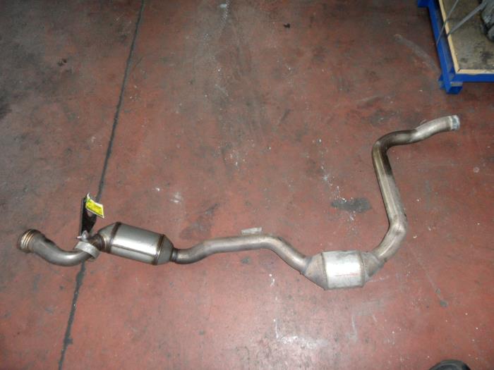 Usagé Catalyseur Mercedes ML I (163) 400 4.0 CDI V8 32V Prix sur demande proposé par N Kossen Autorecycling BV