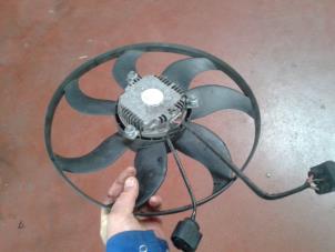 Used Cooling fans Volkswagen Touran (1T1/T2) 2.0 TDI 16V 140 Price on request offered by N Kossen Autorecycling BV