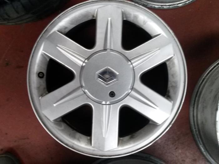 Gebrauchte Felge Renault Laguna II Grandtour (KG) 1.9 dCi 120 Preis auf Anfrage angeboten von N Kossen Autorecycling BV