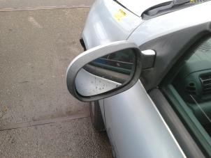 Used Wing mirror, left Renault Clio II Societe (SB) 1.9 dTi Price on request offered by N Kossen Autorecycling BV