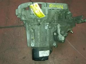 Used Gearbox Renault Megane II (BM/CM) 1.4 16V 98 Price on request offered by N Kossen Autorecycling BV