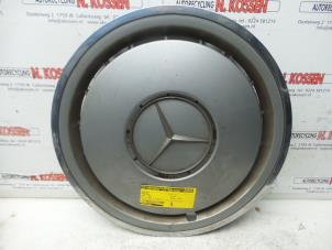 Used Wheel cover (spare) Mercedes 200 - 500 Price on request offered by N Kossen Autorecycling BV