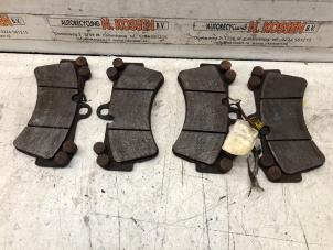 Used Front brake pad Audi Q7 (4LB) 3.0 TDI V6 24V Price on request offered by N Kossen Autorecycling BV