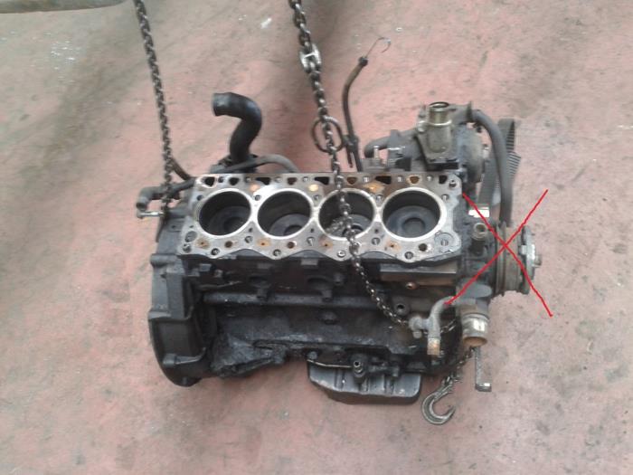 Used Engine crankcase Renault Messenger Price on request offered by N Kossen Autorecycling BV