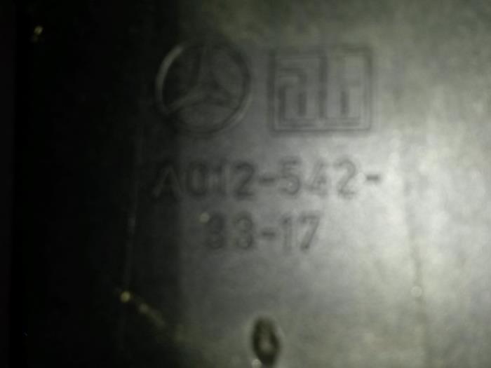 Sensor de posición de acelerador de un Mercedes-Benz A (W168) 1.4 A-140 1999