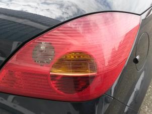 Usados Luz trasera derecha Opel Tigra Twin Top 1.4 16V Precio de solicitud ofrecido por N Kossen Autorecycling BV