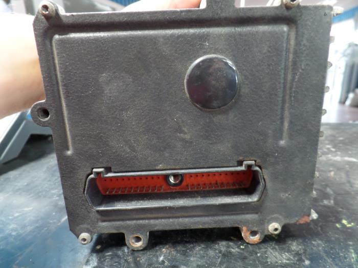 Used Automatic gearbox computer Chrysler Voyager/Grand Voyager 2.4i 16V Price on request offered by N Kossen Autorecycling BV