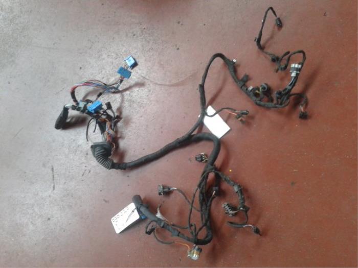 Begagnade Kablage Mercedes ML I (163) 2.7 270 CDI 20V Pris på förfrågan erbjuds av N Kossen Autorecycling BV