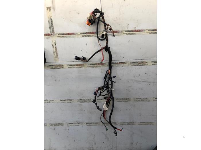 Begagnade Kablage Renault Scénic II (JM) 1.5 dCi 80 Pris på förfrågan erbjuds av N Kossen Autorecycling BV