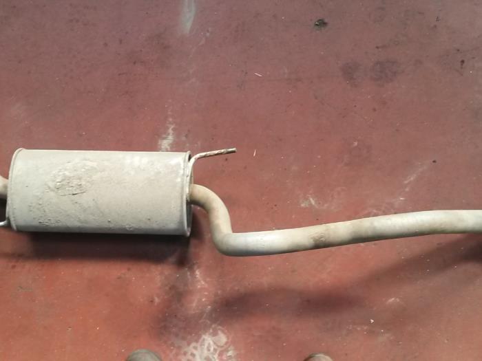 Gebrauchte Auspuff Enddämpfer Volkswagen Transporter/Caravelle T4 2.4 D Synro Preis auf Anfrage angeboten von N Kossen Autorecycling BV