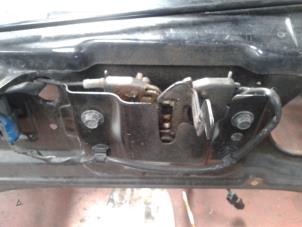 Used Bonnet lock mechanism Mazda RX-8 (SE17) M5 Price on request offered by N Kossen Autorecycling BV