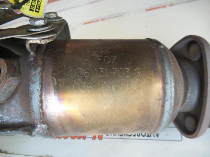Catalytic converter from a Seat Ibiza III (6L1) 1.4 16V 85 2010