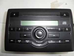 Used Radio CD player Fiat Stilo (192A/B) 1.9 JTD 100 Price on request offered by N Kossen Autorecycling BV