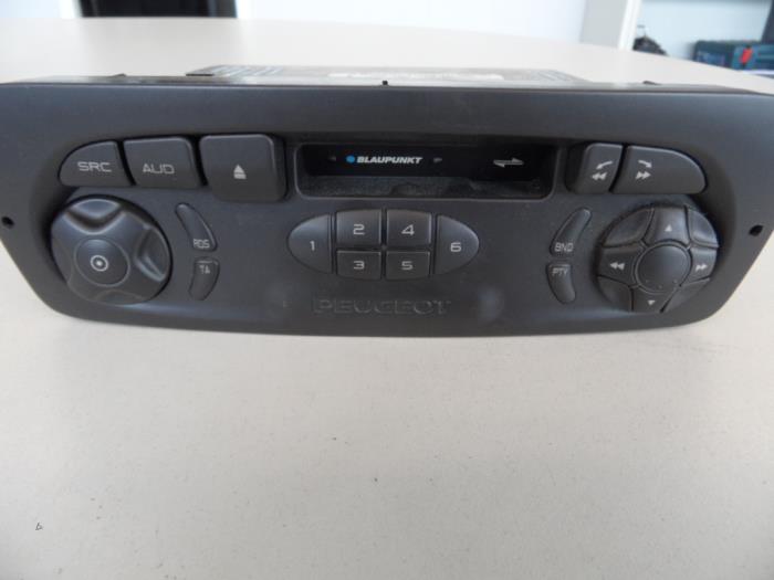 Usagé Peugeot 206 (2A/C/H/J/S) 1.6 16V Radio/Cassette