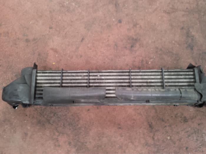 Usados Intercooler Mercedes C Combi (S203) 2.7 C-270 CDI 20V Precio de solicitud ofrecido por N Kossen Autorecycling BV