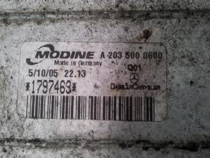 Intercooler d'un Mercedes-Benz C Combi (S203) 2.7 C-270 CDI 20V 2001
