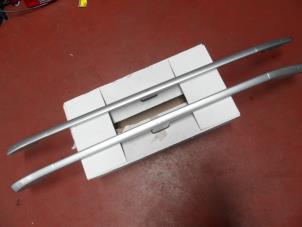 Used Roof rack kit Renault Megane Break/Grandtour (KA) 1.9 dTi 80 Price on request offered by N Kossen Autorecycling BV