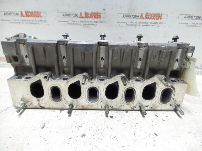 Cylinder head Renault Megane GS181200576 F9Q732