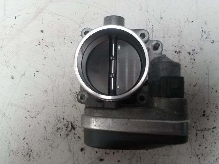 Throttle body from a BMW 3 serie (E46/2) 320 Ci 24V 2004