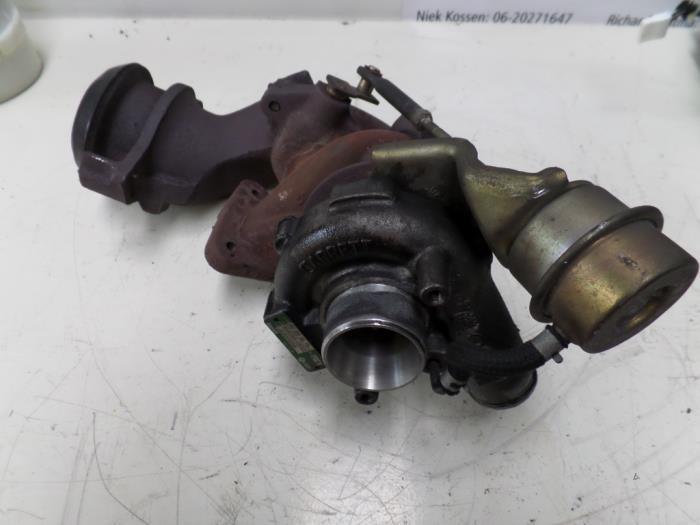 Usagé Turbo Volkswagen Transporter/Caravelle T4 1.9 TD Caravelle Prix sur demande proposé par N Kossen Autorecycling BV