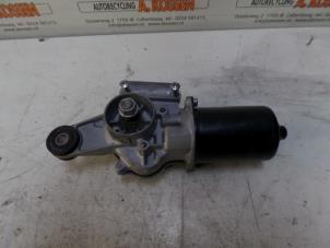 Used Front wiper motor Nissan Micra (K12) 1.2 16V Price on request offered by N Kossen Autorecycling BV