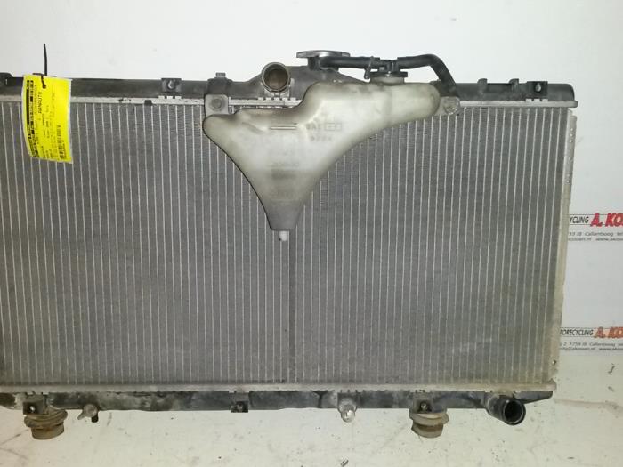 Usagé Radiateur Toyota Corolla (E11) 2.0 D Prix sur demande proposé par N Kossen Autorecycling BV